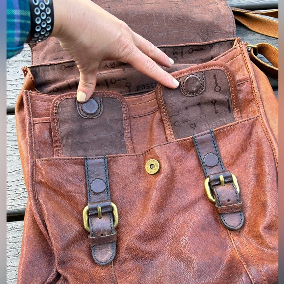 Fossil vintage style satchel - Picture 7 of 13
